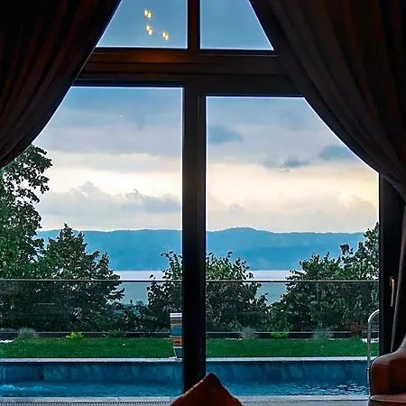 Wooden Palaces Hotel 3*