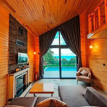Hotell Wooden Palaces 3*